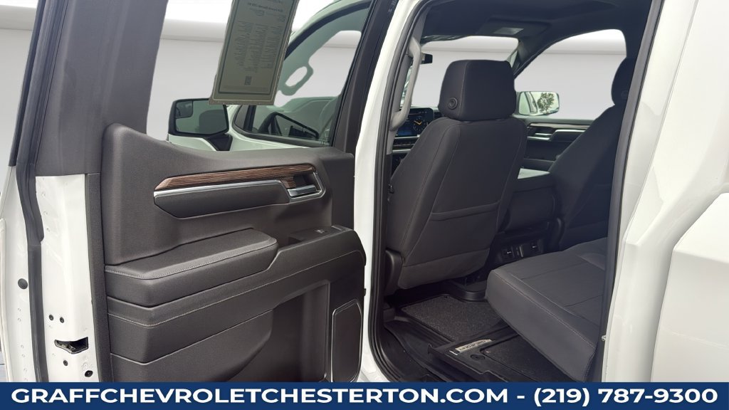 Used 2024 Chevrolet Silverado 1500 RST w/ Protection Package AWD/4WD image 44