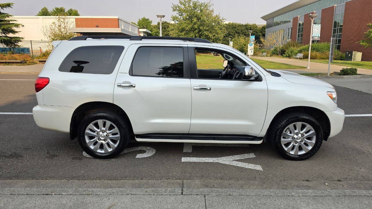 Used 2012 Toyota Sequoia Platinum AWD/4WD image 4