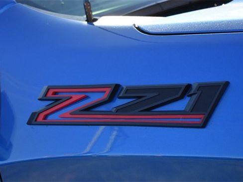 Certified 2022 Chevrolet Silverado 1500 LT w/ Z71 Off-Road Package image 12