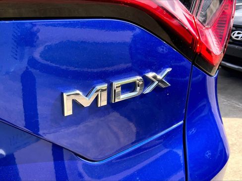 Used 2023 Acura MDX A-Spec image 9