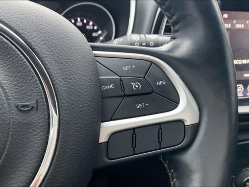 Used 2020 Jeep Compass Limited image 19