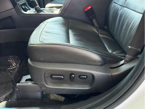 Used 2019 Ford Flex Limited image 5