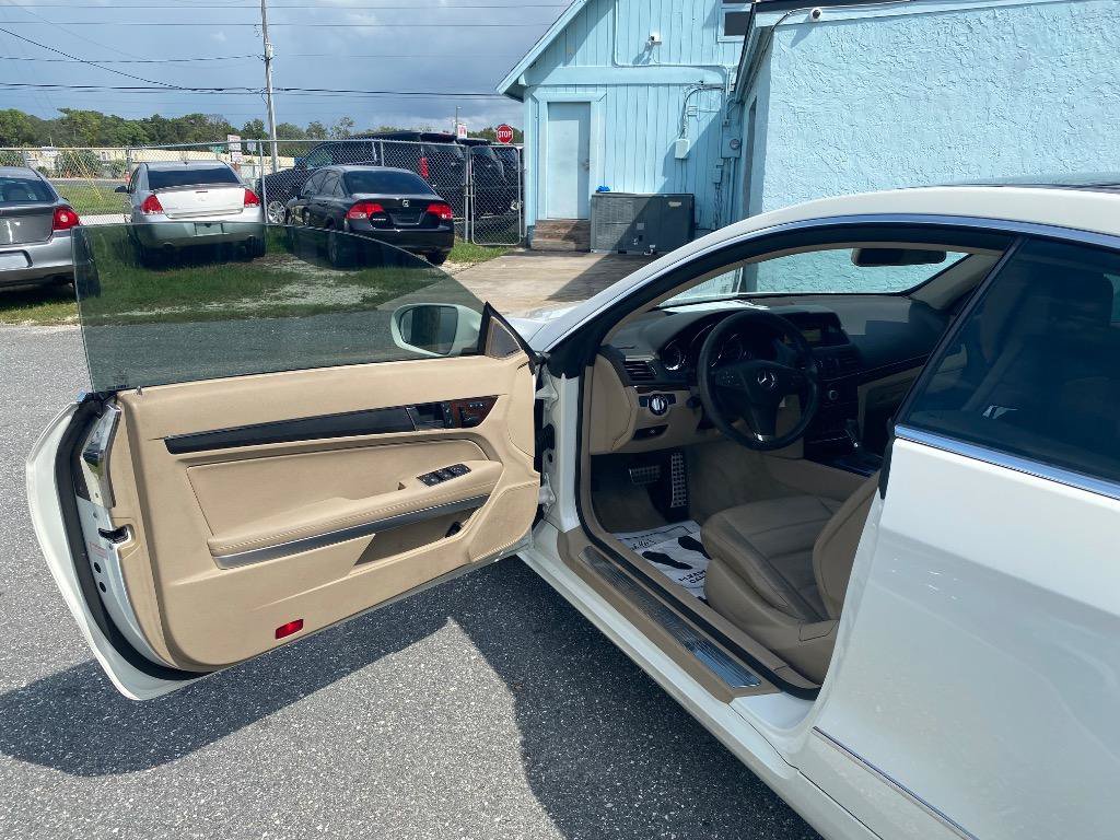 Used 2010 Mercedes-Benz E 350 Coupe image 13