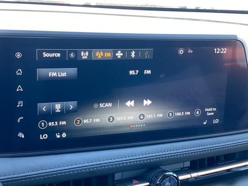 Used 2025 Nissan Ariya FWD image 20