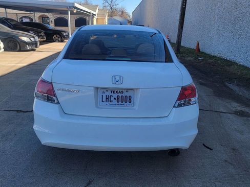 Used 2010 Honda Accord LX-P image 6