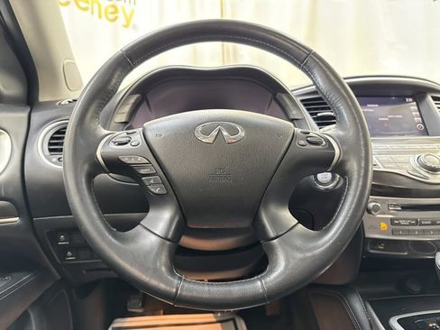 Used 2017 INFINITI QX60 Base w/ Premium Plus Package image 16