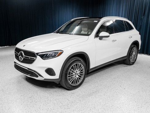 New 2026 Mercedes-Benz GLC 300 4MATIC image 1
