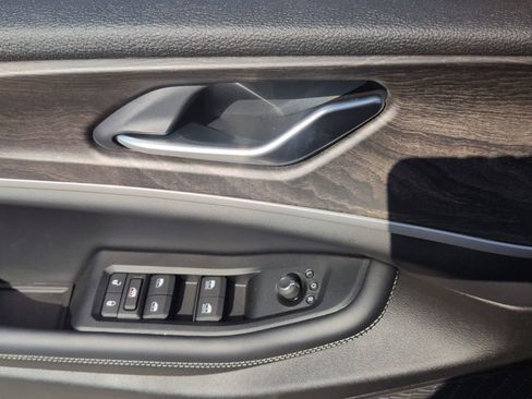 New 2026 Jeep Grand Cherokee Altitude AWD/4WD image 15