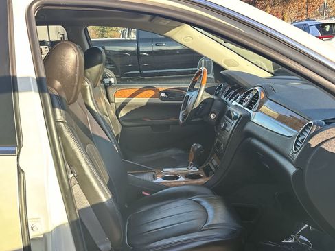 Used 2012 Buick Enclave Leather image 9