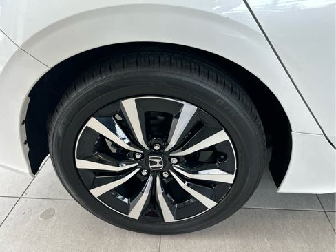 Used 2022 Honda Civic EX-L image 23