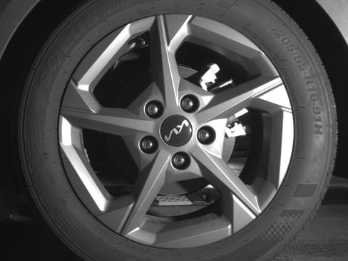 Used 2025 Kia K4 FWD image 14