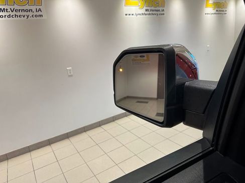 Used 2019 Ford F150 Lariat image 14