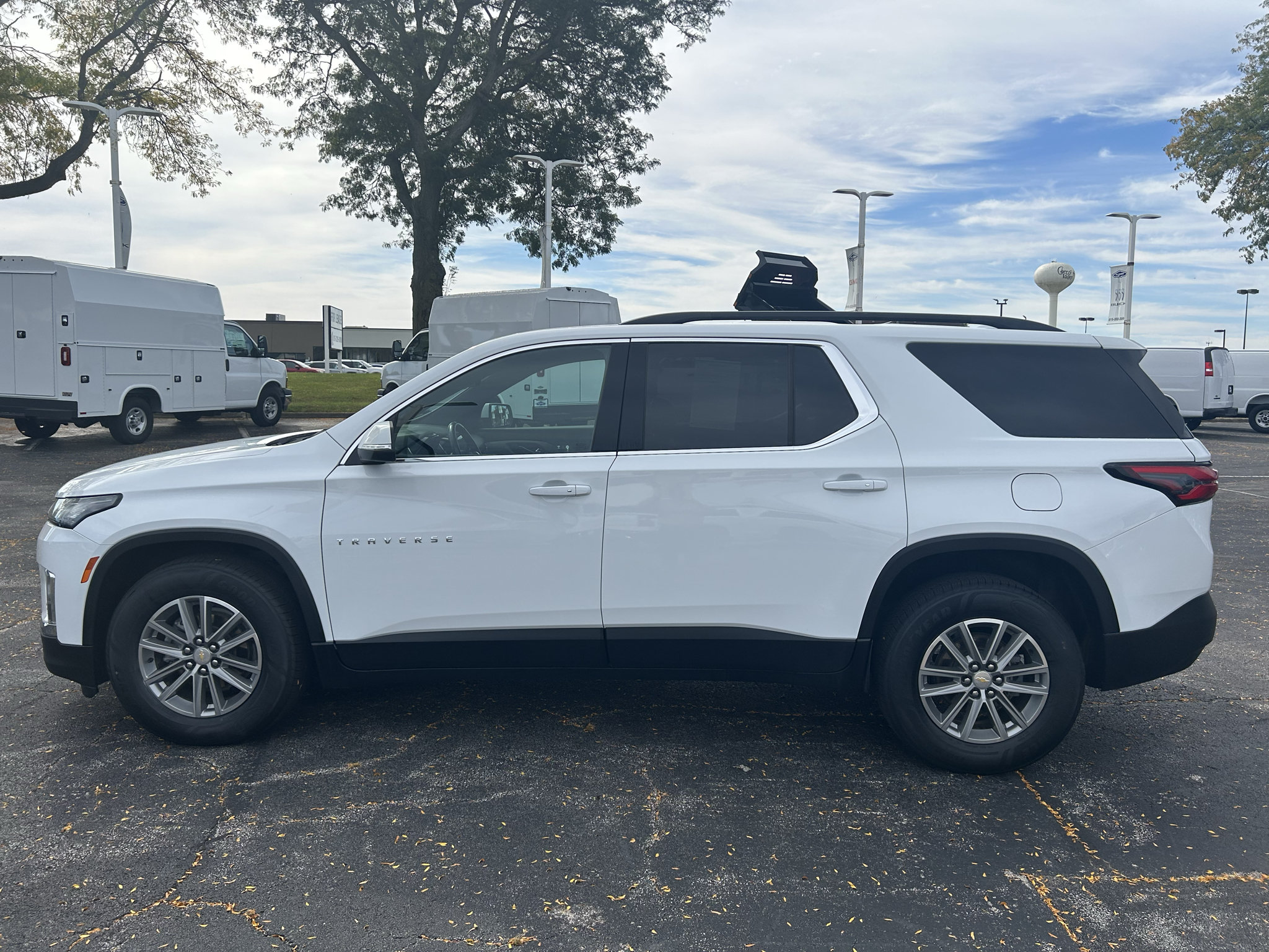 Used 2022 Chevrolet Traverse LT AWD/4WD image 4