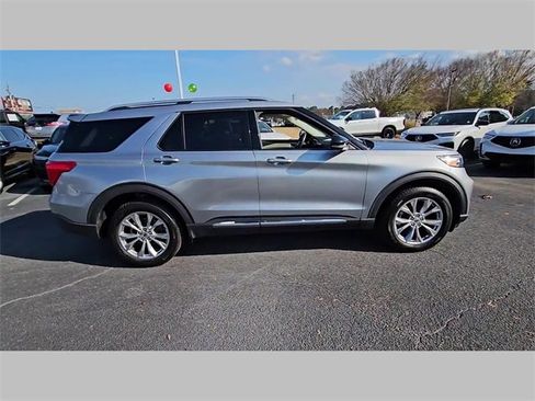 Used 2021 Ford Explorer Limited w/ Equipment Group 301A image 38