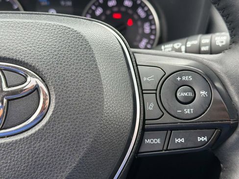 Certified 2022 Toyota RAV4 XLE Premium image 13