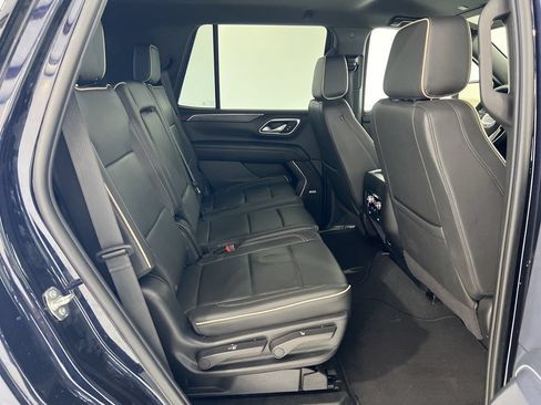 Used 2024 GMC Yukon SLT AWD/4WD image 26