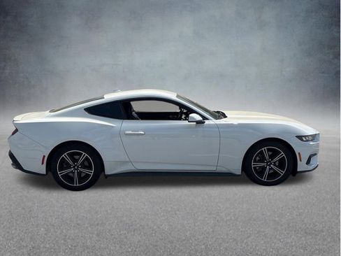 Used 2024 Ford Mustang Premium RWD image 10