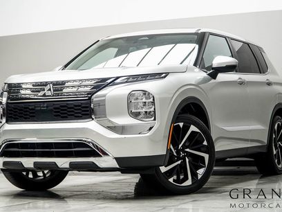 Used 2022 Mitsubishi Outlander ES