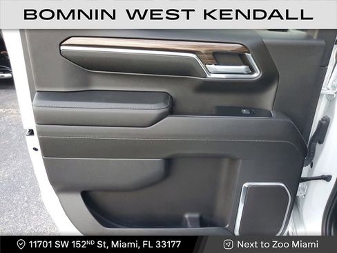 Used 2024 Chevrolet Silverado 1500 LT image 18