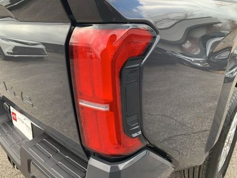 New 2026 Toyota Tacoma SR5 RWD image 29