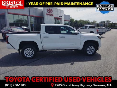 Certified 2024 Toyota Tacoma SR5 AWD/4WD image 11