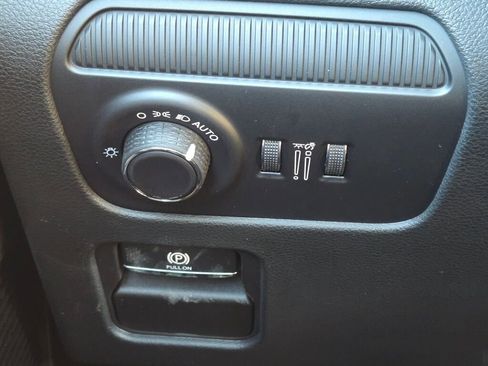 New 2026 Jeep Grand Wagoneer Limited w/ HD Trailer Tow Package image 25