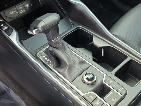 Certified 2025 Kia Sorento S FWD image 25