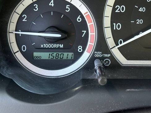 Used 2005 Toyota Sienna LE FWD image 25