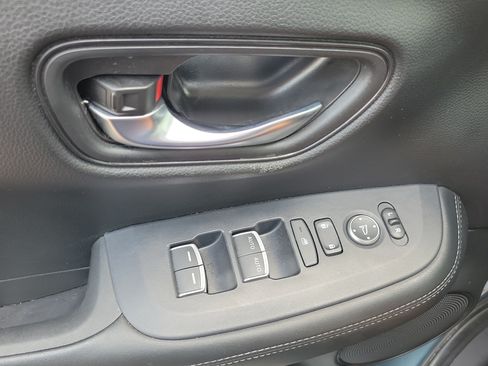 Used 2024 Honda HR-V EX-L image 21