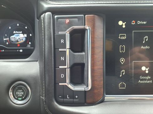 Used 2023 GMC Yukon XL Denali Ultimate image 23