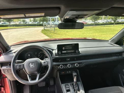 Used 2024 Honda CR-V Sport image 15