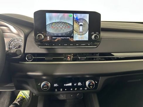 Used 2024 Mitsubishi Outlander SE Black Edition image 22