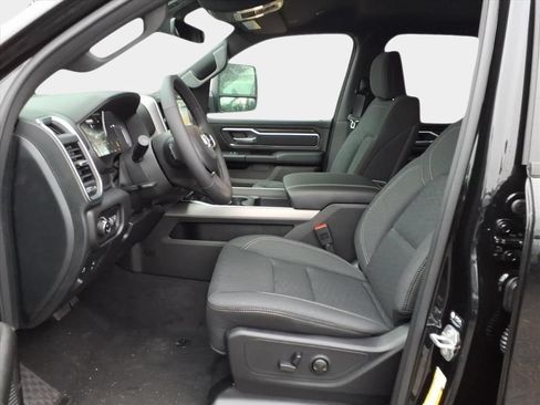 New 2026 RAM 1500 Big Horn AWD/4WD image 13