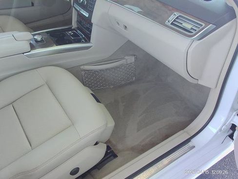 Used 2014 Mercedes-Benz E 350 4MATIC Sedan image 18