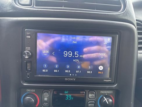 Used 2002 Chevrolet Corvette Convertible w/ Preferred Equipment Group2 image 29