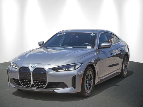 Certified 2023 BMW i4 eDrive35 RWD image 3