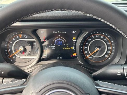 New 2025 Jeep Gladiator Sport image 14