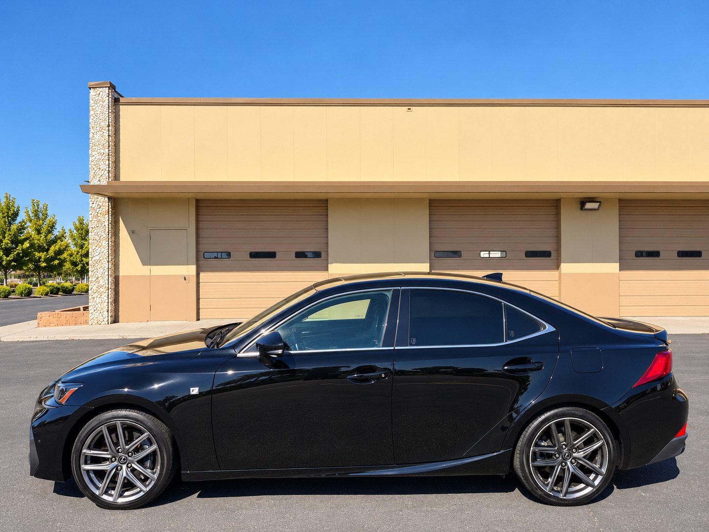 Used 2020 Lexus IS 300 F Sport w/ Blackline Edition RWD image 4