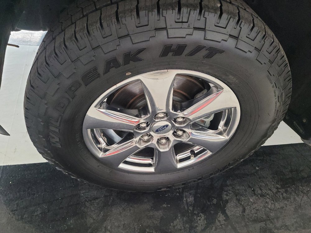 Used 2019 Ford F150 XLT w/ Equipment Group 302A Luxury AWD/4WD image 31
