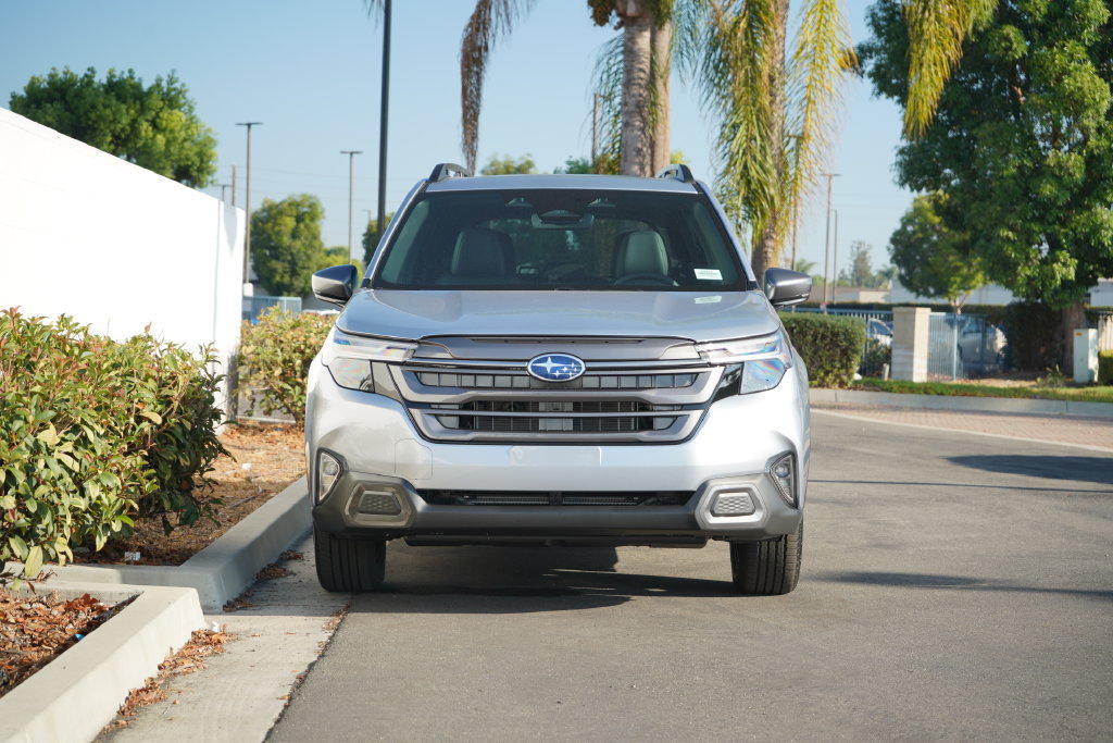 New 2026 Subaru Forester Touring AWD/4WD image 6
