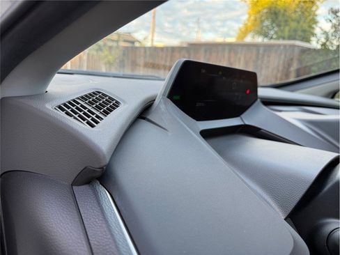 Used 2023 Toyota Prius LE image 32