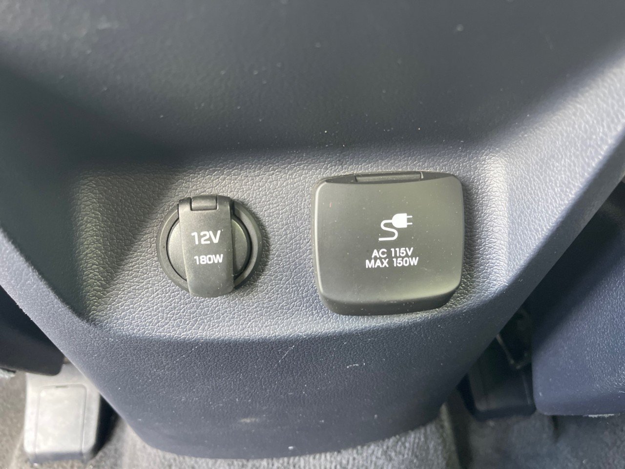 Used 2024 Hyundai Palisade Limited FWD image 25