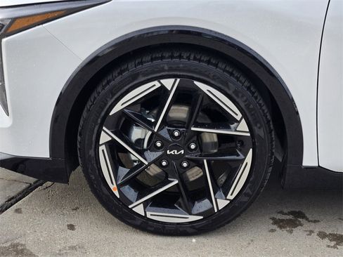 New 2025 Kia K4 GT-Line image 16