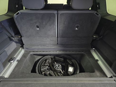 Used 2022 Rivian R1S Launch Edition image 26