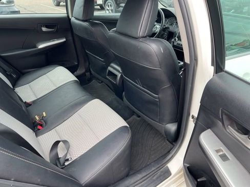 Used 2013 Toyota Camry SE FWD image 11