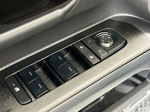 Used 2025 Toyota 4Runner TRD Off-Road image 15