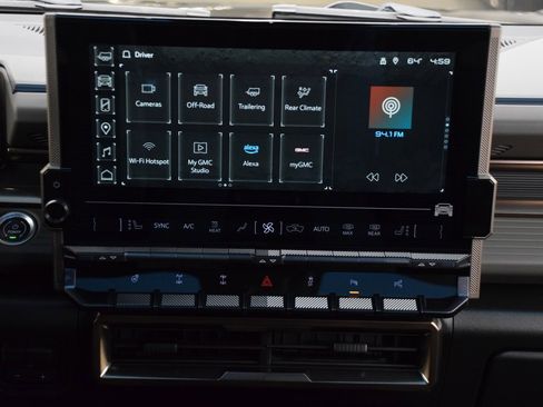 Used 2024 GMC Hummer EV 3X w/ Extreme Off-Road Package image 18