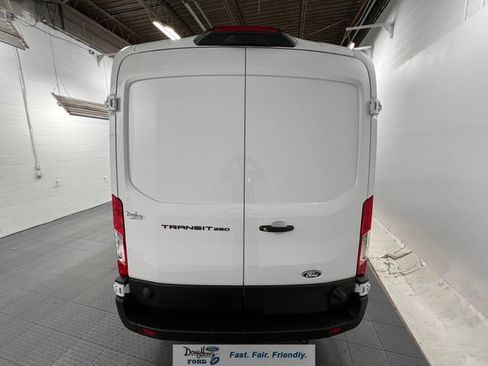 New 2026 Ford Transit 250 148 Medium Roof w/ Load Area Protection Package RWD image 9