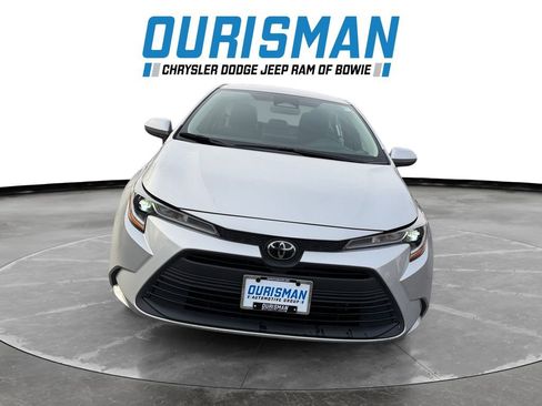 Used 2023 Toyota Corolla LE image 8