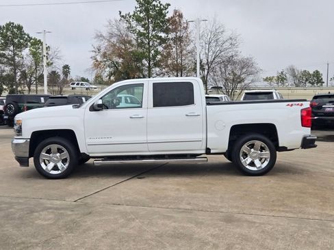 Used 2018 Chevrolet Silverado 1500 LTZ w/ Texas Edition image 8